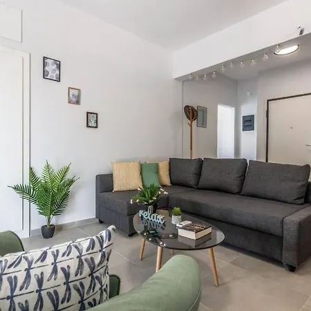 Apartment Garden Of Eden In Koukaki Athens